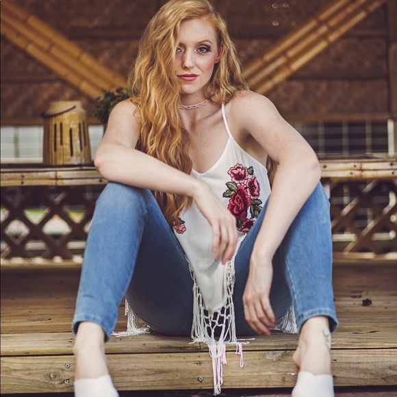 Meet your Posher, Jalyn - Picture 5 of 6